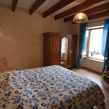 Holiday home Maison Familiale Avec Cheminee, Jardin Et Wifi A Esley, Vosges - Fr-1-589-743