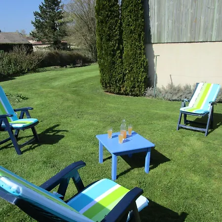 Casa rural Maison Familiale Avec Cheminée, Jardin Et Wifi à Esley, Vosges - Fr-1-589-743 *