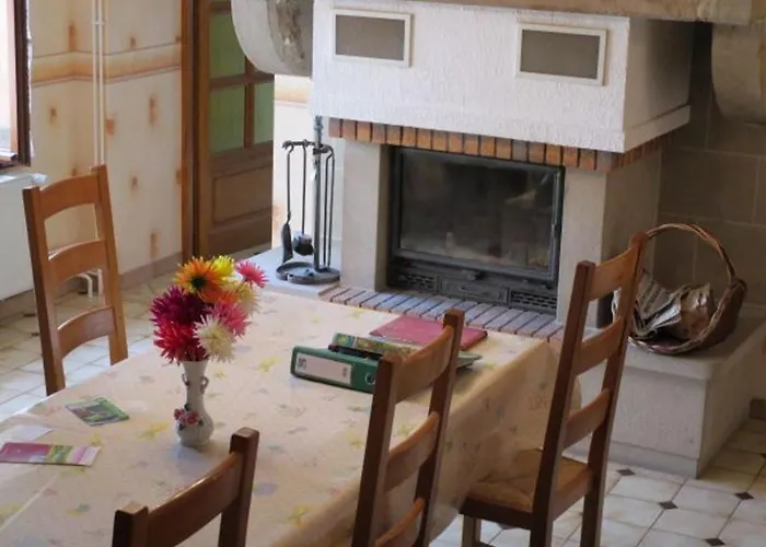 펜션 Maison Familiale Avec Cheminee, Jardin Et Wifi A Esley, Vosges - Fr-1-589-743