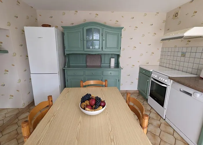 Maison Familiale Avec Cheminee, Jardin Et Wifi A Esley, Vosges - Fr-1-589-743 펜션 Esley