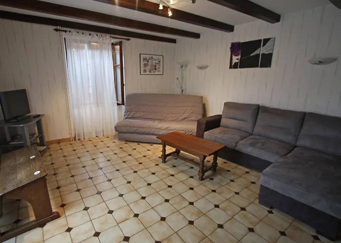 펜션 Maison Familiale Avec Cheminee, Jardin Et Wifi A Esley, Vosges - Fr-1-589-743 *