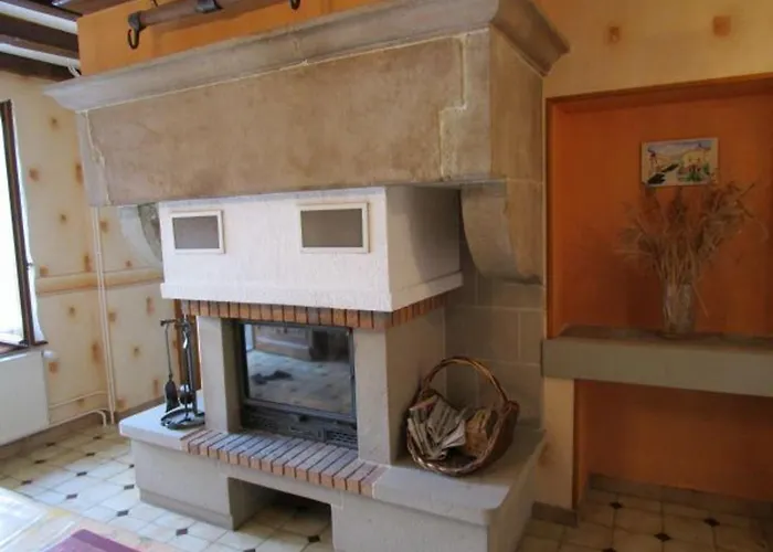 펜션 Maison Familiale Avec Cheminee, Jardin Et Wifi A Esley, Vosges - Fr-1-589-743