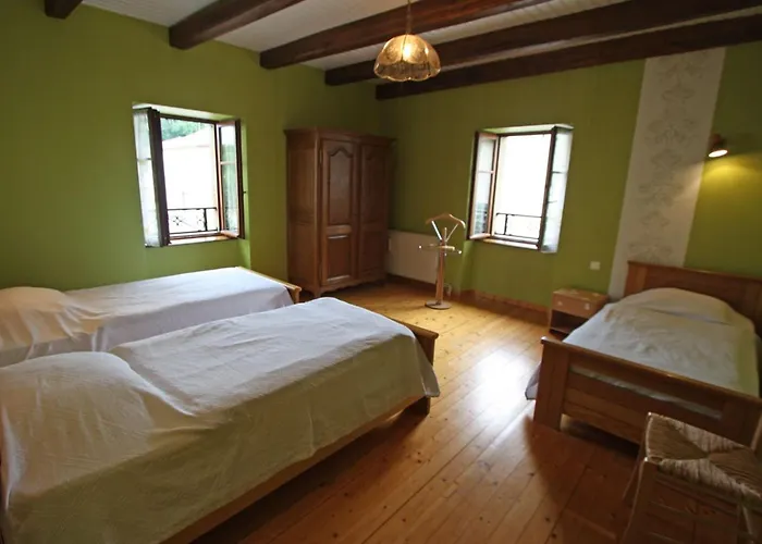 Maison Familiale Avec Cheminee, Jardin Et Wifi A Esley, Vosges - Fr-1-589-743 펜션 Esley